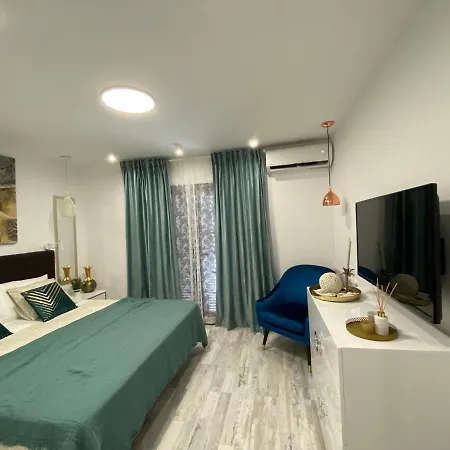 Apartment Luxury Bungalow «Perla Del Mar» *
